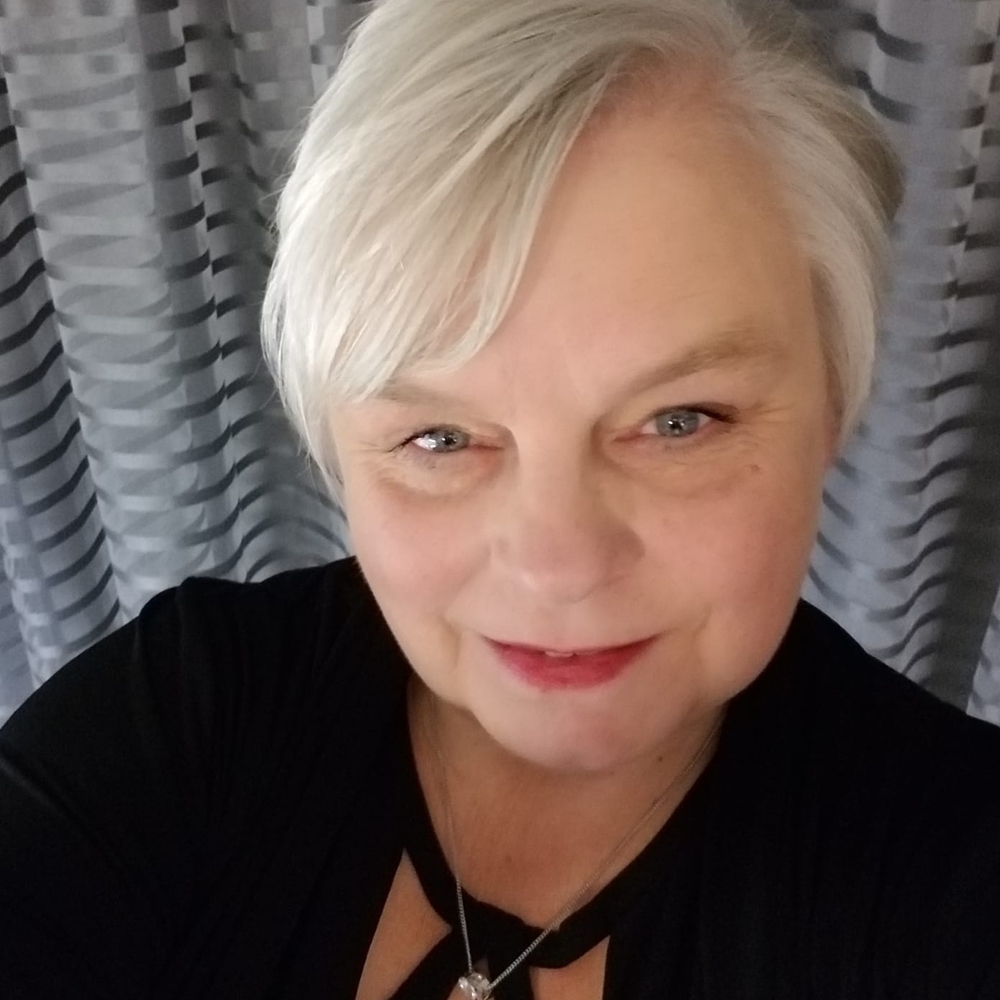 Meet your Posher, Deb
